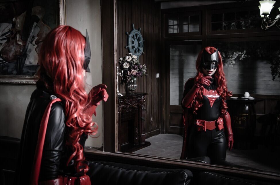 Kendra james anastasia pierce batwoman pic